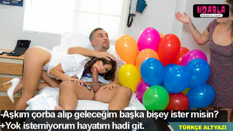 karisini corba almaya gonderip hemsirenin icinden geciyor.jpg