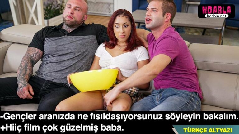 film izlerken babamin yaninda kiz kardesimin amini elledim.jpg